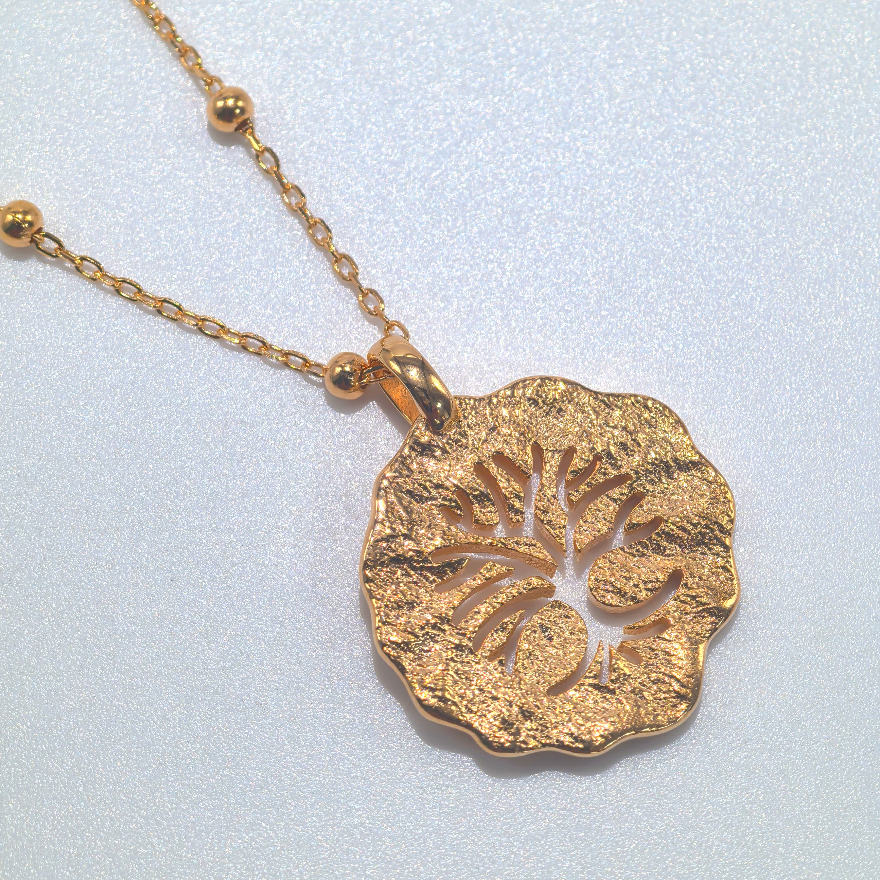 A Meaningful Gemstone Bracelet — A Thoughtful Gift for Her——Tree of Life Silhouette necklace