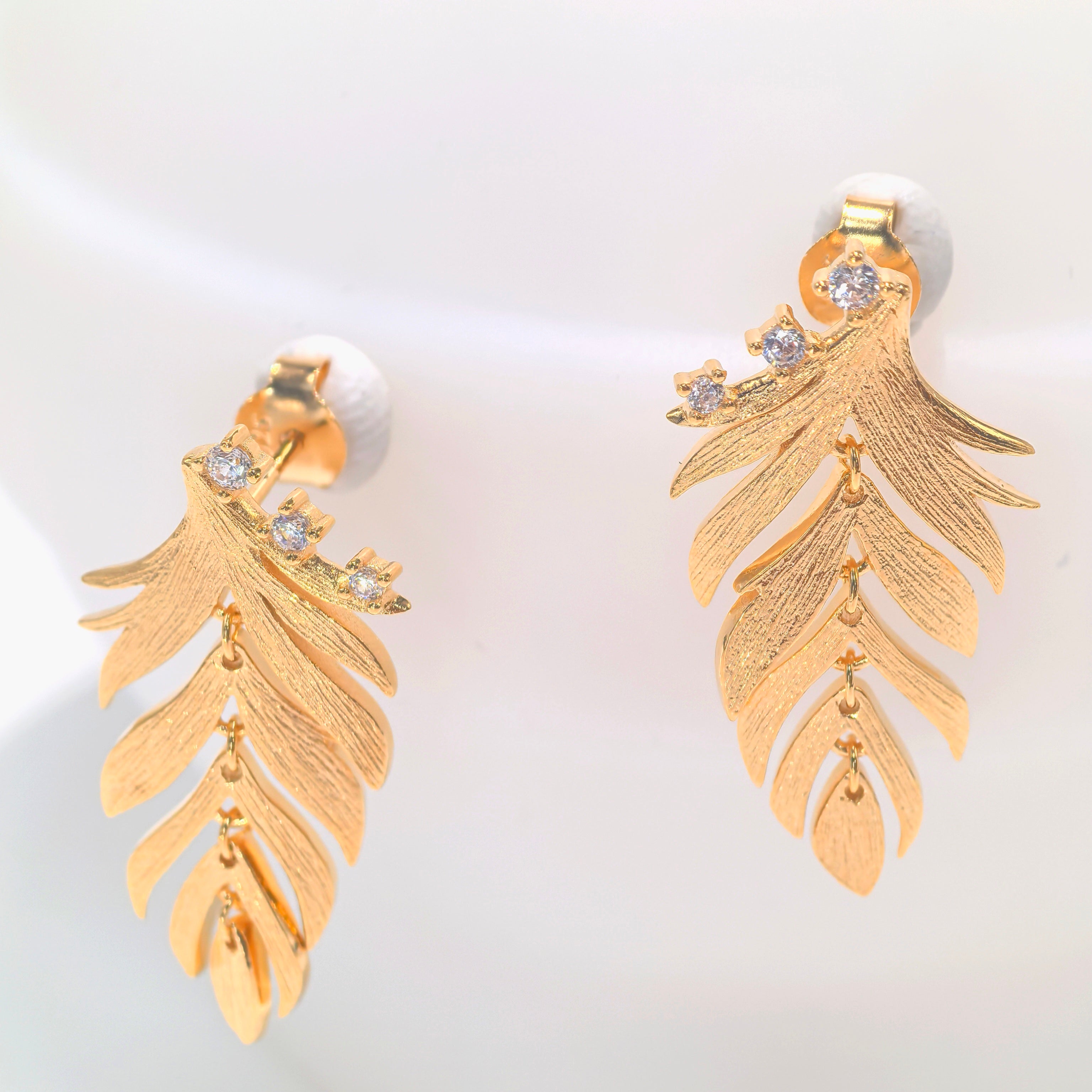 A Meaningful Gemstone Bracelet — A Thoughtful Gift for Her——Gilded Leaf earrings