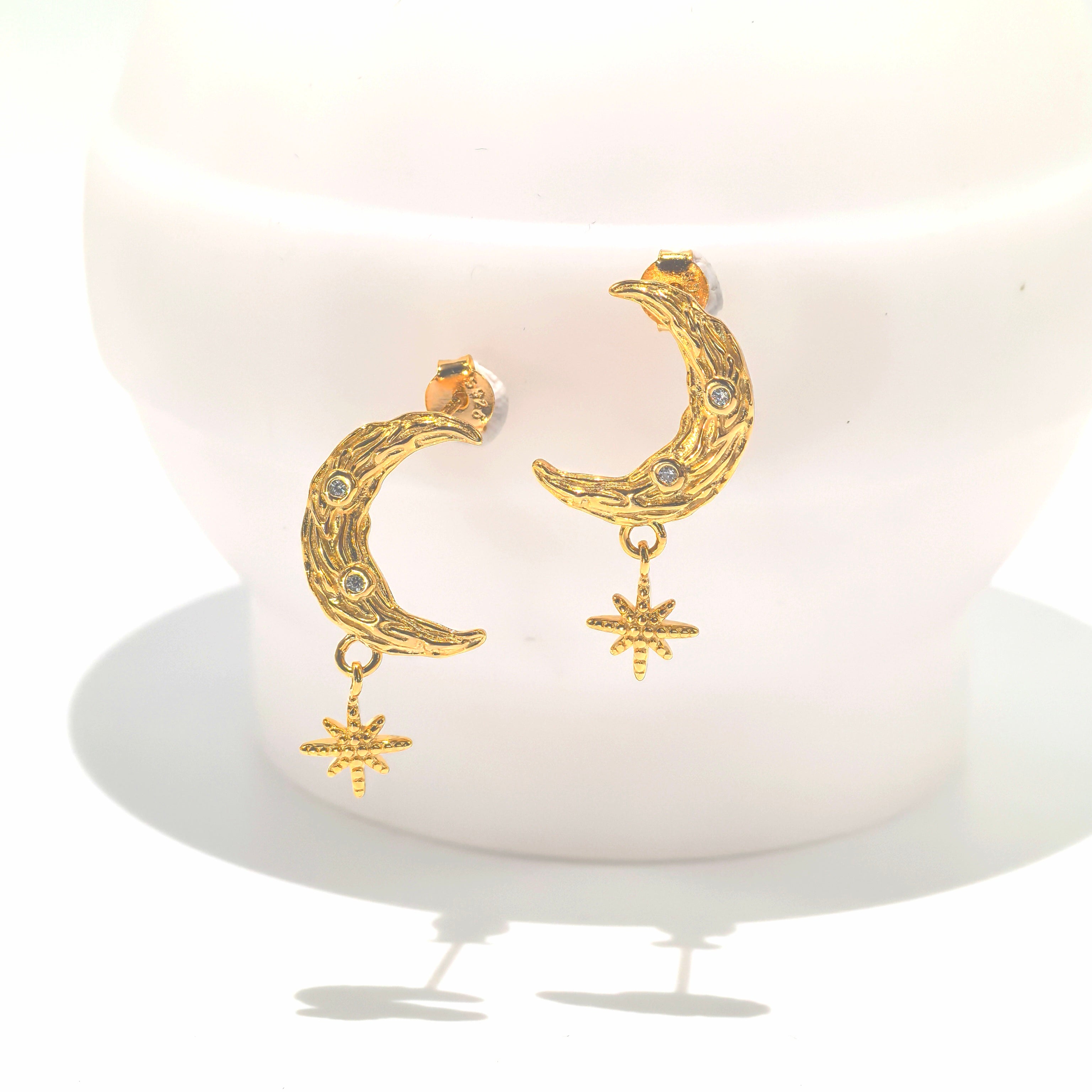 A Meaningful Gemstone Bracelet — A Thoughtful Gift for Her——Stars & Moon earrings