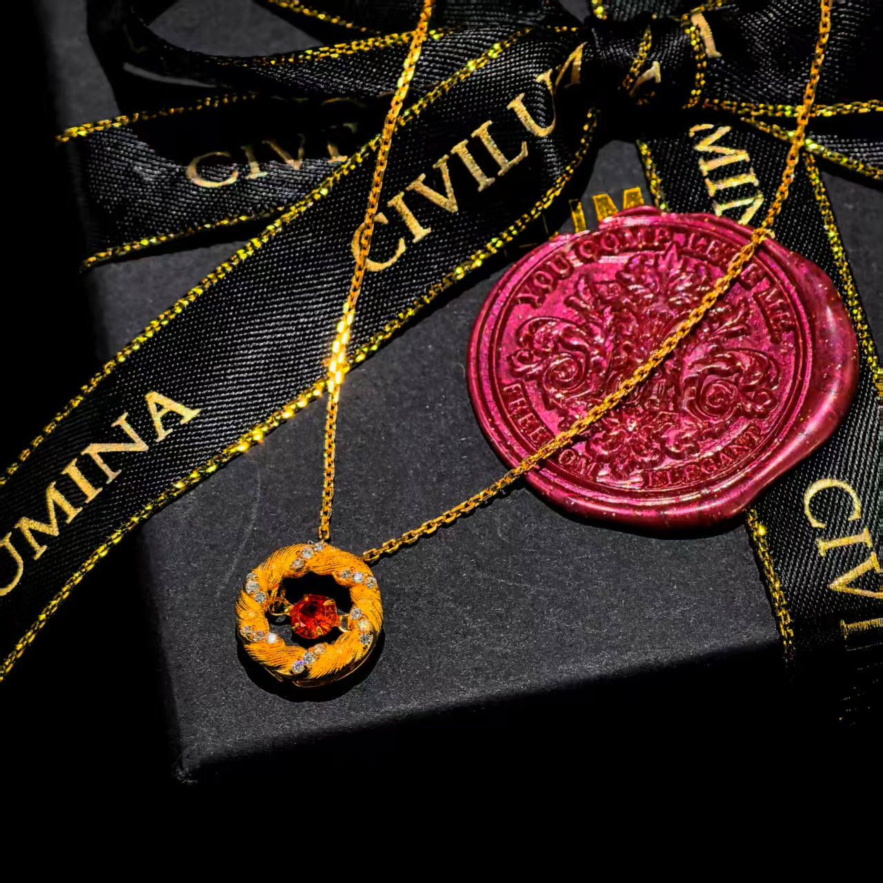 A Meaningful Gemstone Bracelet — A Thoughtful Gift for Her——Dazzling Romance necklace