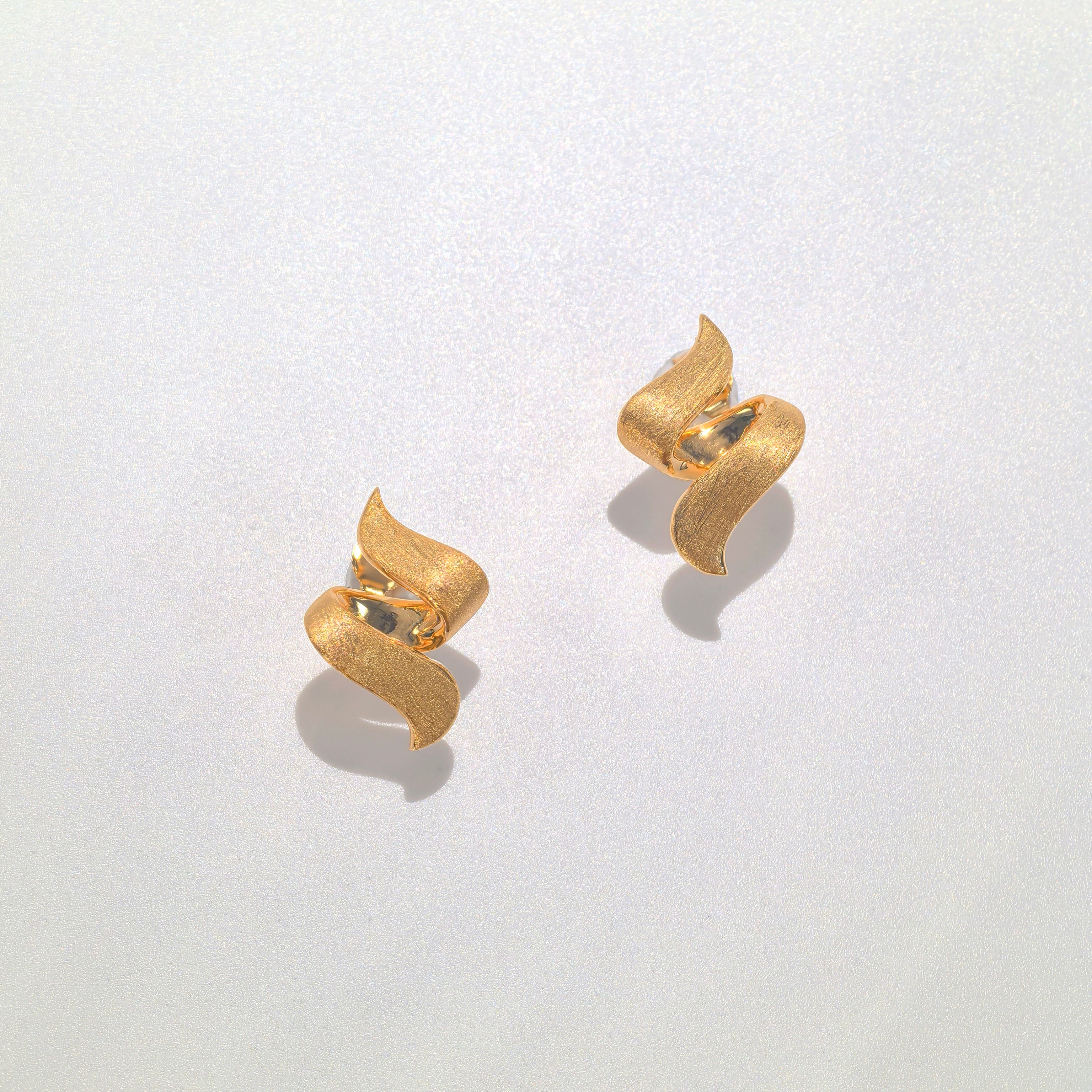 Geometric Ribbon earrings