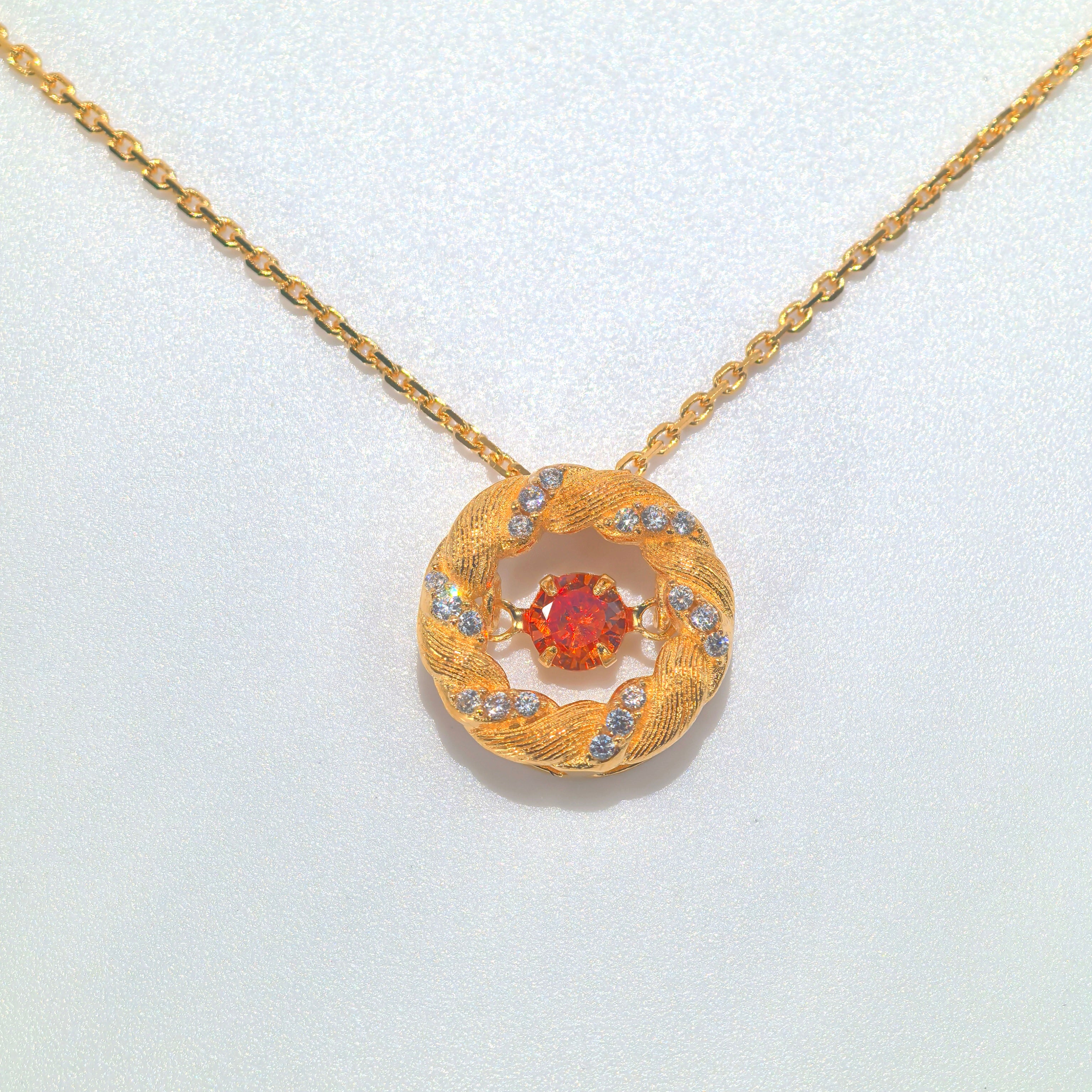 Dazzling Romance necklace